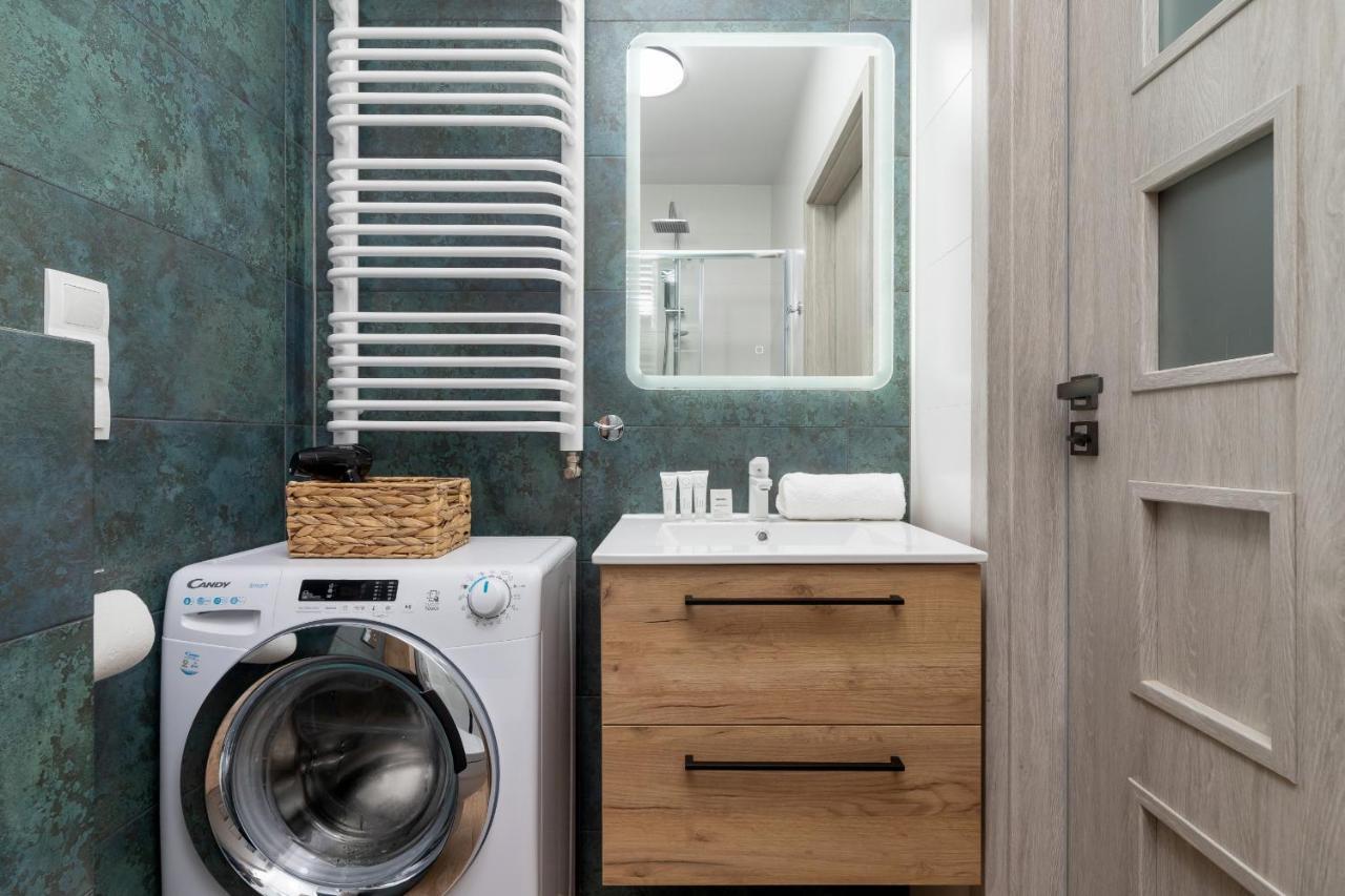 Expo Cracow Nowohucka By Renters Apartament
