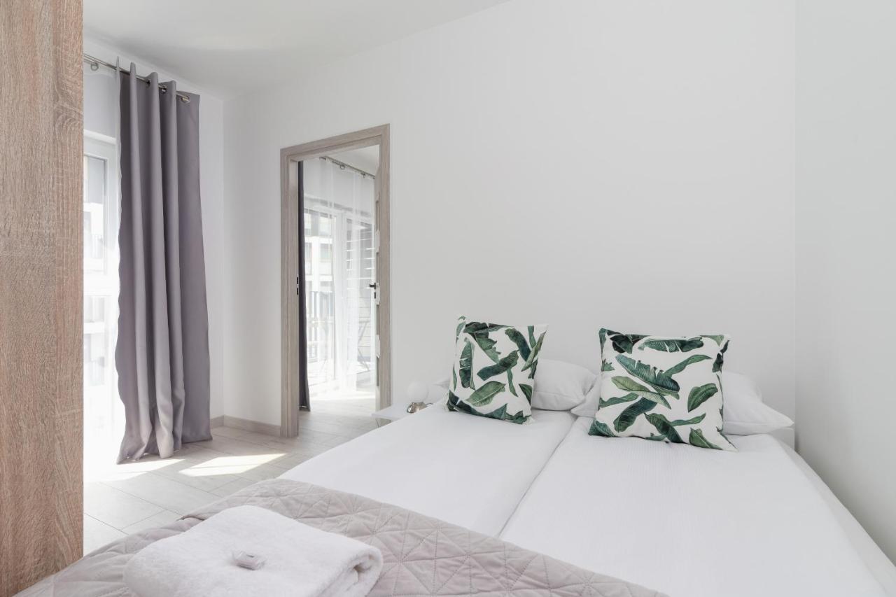 Apartament Expo Cracow Nowohucka By Renters Kraków