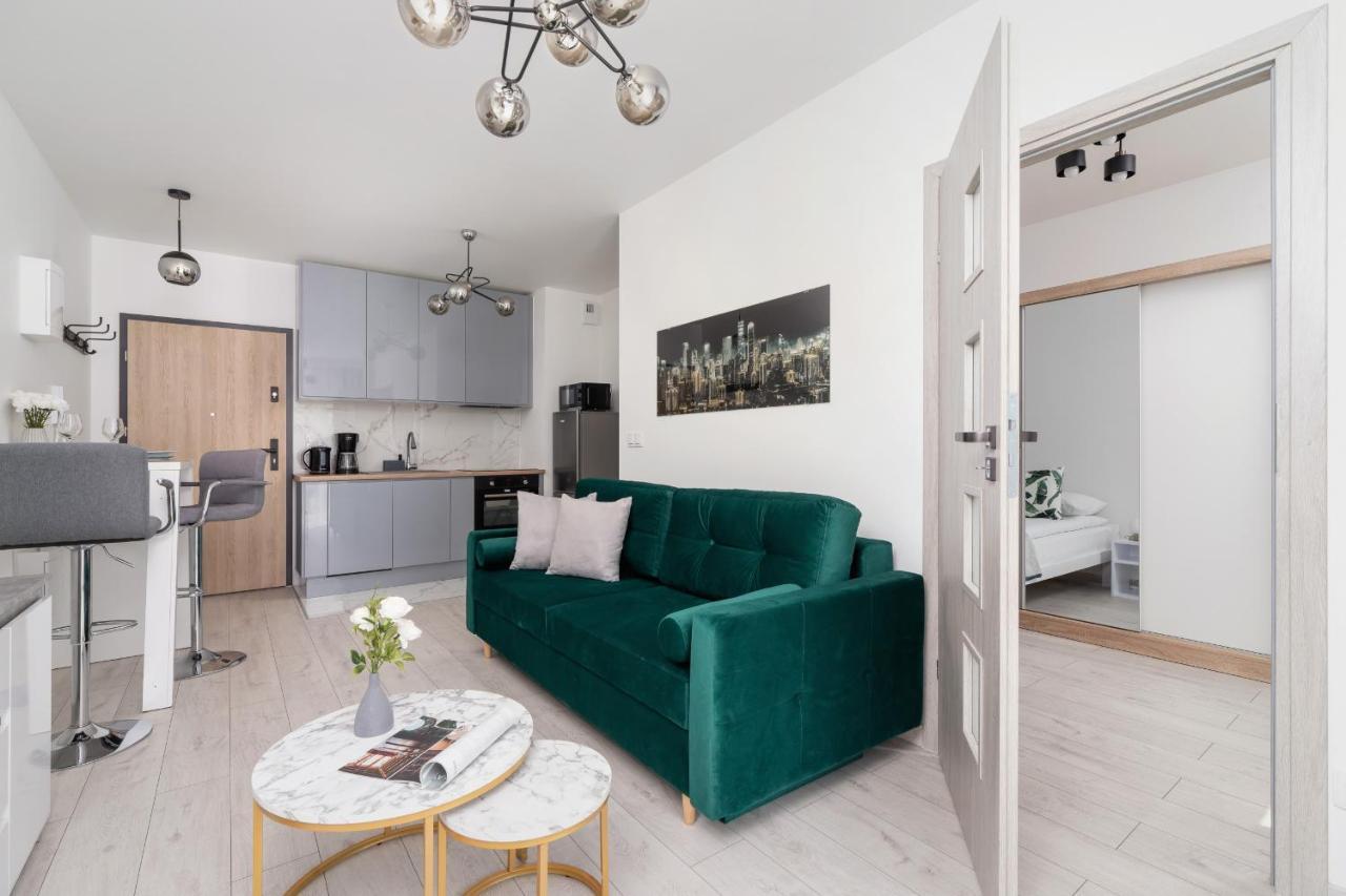 Expo Cracow Nowohucka By Renters Apartament *