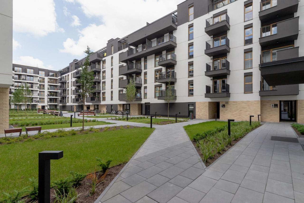 Expo Cracow Nowohucka By Renters Apartment